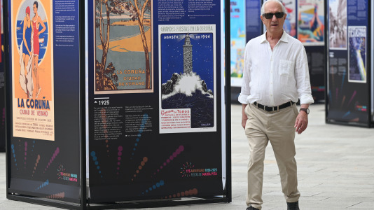 Exposición 'As Festas de María Pita a través dos seus carteis' FOTO Pedro Puig (15)