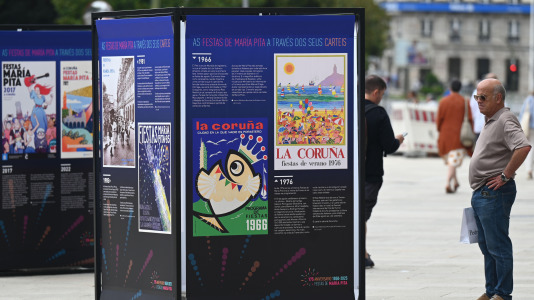 Exposición 'As Festas de María Pita a través dos seus carteis' FOTO Pedro Puig (16)