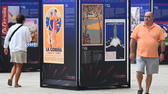 Exposición 'As Festas de María Pita a través dos seus carteis' FOTO Pedro Puig (14)