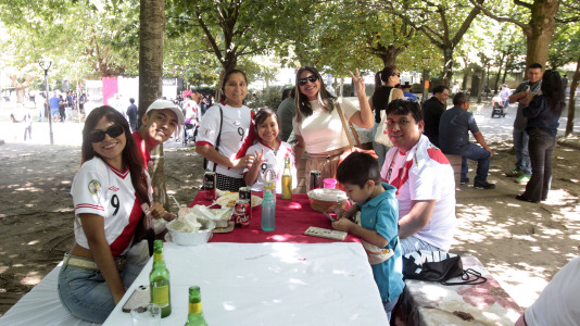 La comunidad peruana de A Coruña celebra su día nacional. FOTO Quintana (8)
