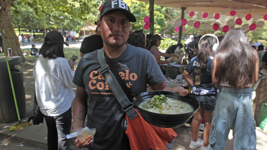 La comunidad peruana de A Coruña celebra su día nacional. FOTO Quintana (4)