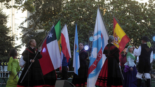 Festival Internacional de Folclore en la Plaza de España FOTO Quintana (17)