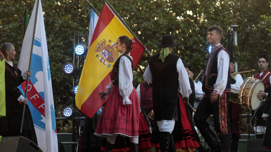 Festival Internacional de Folclore en la Plaza de España FOTO Quintana (20)