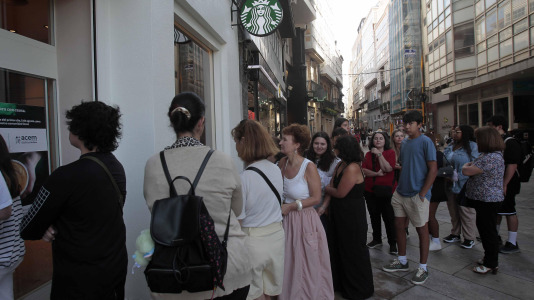 Inauguración del Starbucks. FOTOS Quintana (7)