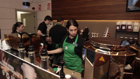 Inauguración del Starbucks. FOTOS Quintana (21)