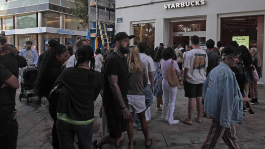 Inauguración del Starbucks. FOTOS Quintana (4)