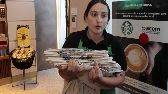 Inauguración del Starbucks. FOTOS Quintana (20)