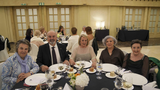 María Dolores de Ayala, Jesús Maseda, María Rodríguez, Lupe Rodríguez y Zafi r Morais