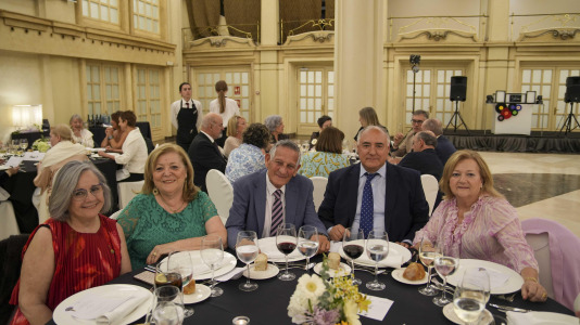 Lizzy Guyatt, Maricarmen Vizcaínos, Manuel Castellanos, José Luis Ramos y Amaia Albizu