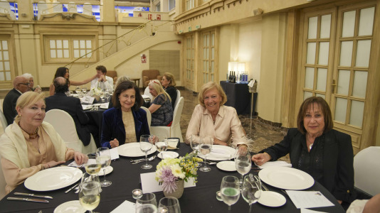 Marisol Uria Roel, Alicia Cepedano y María Luisa Dueñas
