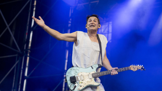 Albert Pla, durante su actuación de anoche en María Pita @carlota blanco (13)