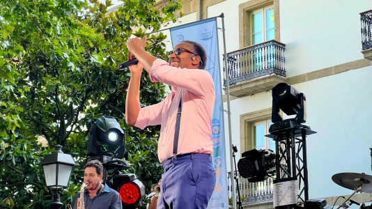 J.P. Bimeni & The Black, en la Plaza de Azcárraga Foto Andrea Gestal (2)