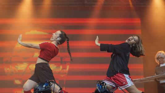 Albert Pla, durante su actuación de anoche en María Pita @carlota blanco (22)