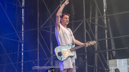 Albert Pla, durante su actuación de anoche en María Pita @carlota blanco (23)