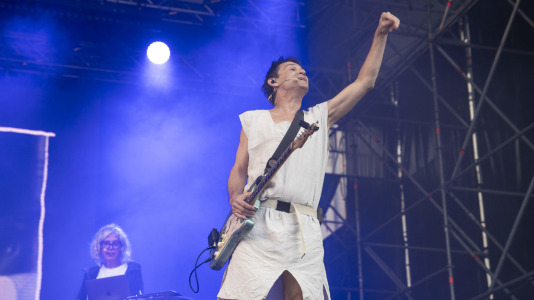 Albert Pla, durante su actuación de anoche en María Pita @carlota blanco (5)