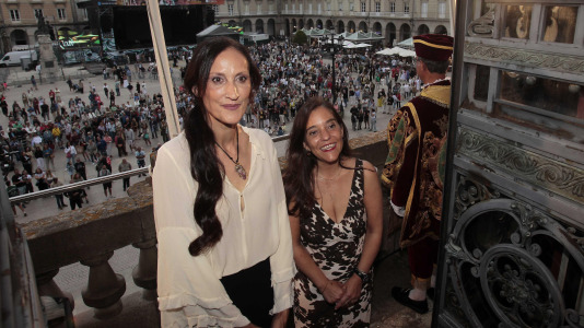 El pregón de Rosa Cedrón abre las Fiestas de María Pita FOTO Quintana (36)