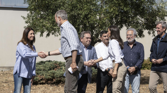 Los reyes visitan el Centro de Coordinación del Distrito Forestal XIV de Verín (Ourense) FOTO EFE Brais Lorenzo (13)