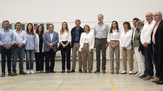 Los reyes visitan el Centro de Coordinación del Distrito Forestal XIV de Verín (Ourense) FOTO EFE Brais Lorenzo (21)