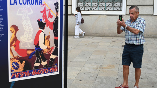 Exposición 'As Festas de María Pita a través dos seus carteis' FOTO Pedro Puig (7)