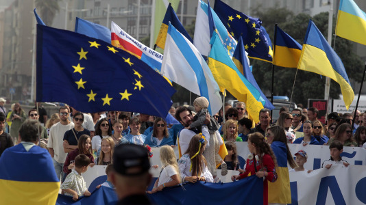 Marcha para celebrar el Día de Independencia de Ucrania. FOTOS Quintana (1)