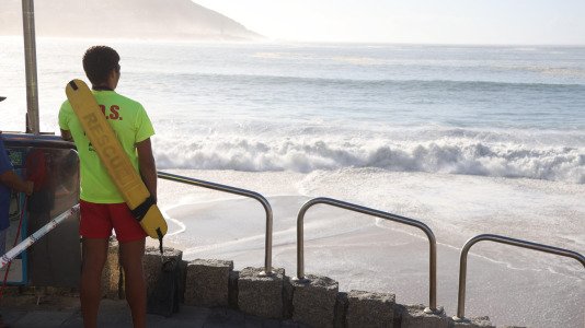 Mareas vivas playa del Orzán. FOTOS Germán Barreiros (13)