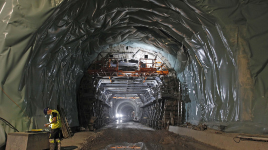 Las imágenes de la excavación de los tres túneles del acceso ferroviario FOTO Quintana (22)