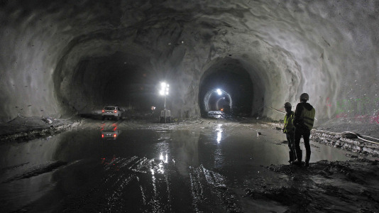 Las imágenes de la excavación de los tres túneles del acceso ferroviario FOTO Quintana (31)
