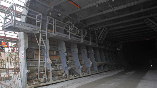 Las imágenes de la excavación de los tres túneles del acceso ferroviario FOTO Quintana (11)