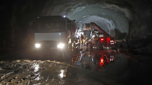Las imágenes de la excavación de los tres túneles del acceso ferroviario FOTO Quintana (29)