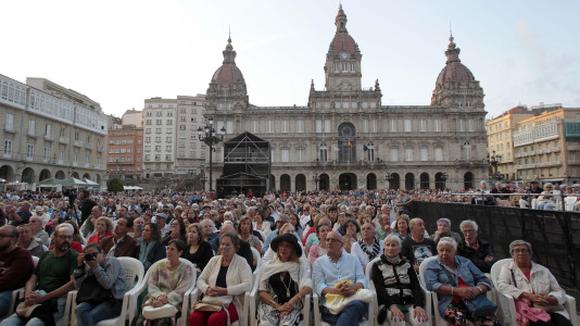 Pedro Guerra y la Orquesta Gaos. Foto Quintana (22)