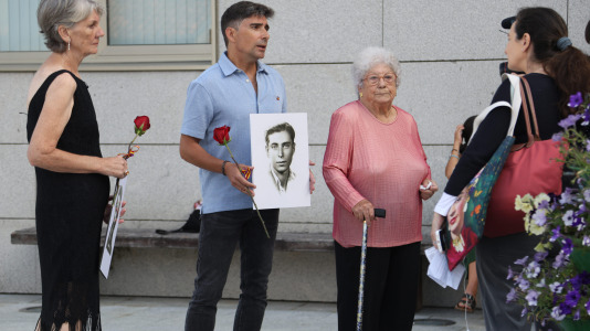 Entrega de los restos de los antifranquistas de Culleredo FOTO Germán Barreiros (31)