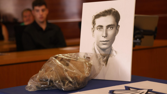 Entrega de los restos de los antifranquistas de Culleredo FOTO Germán Barreiros (25)