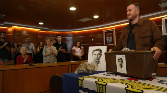 Entrega de los restos de los antifranquistas de Culleredo FOTO Germán Barreiros (16)