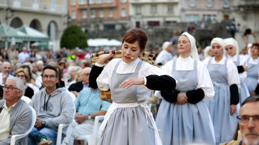 Sentido homenaje a las cigarreras. FOTOS Paticia G. Fraga (5)