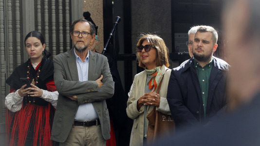 Acto de colocación de la placa conmemorativa en recuerdo de Adolfo Anta Seoane FOTO Quintana (10)