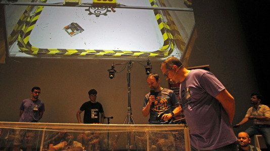 Feria OSHWDem (Open source Hardware Demonstration) de tecnología abierta