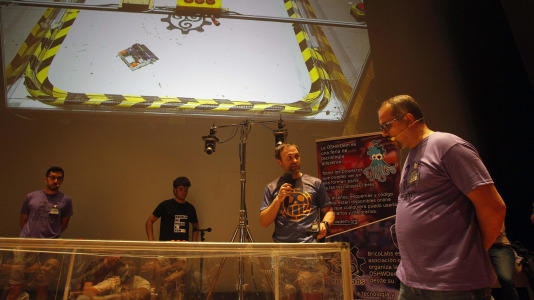 Feria OSHWDem (Open source Hardware Demonstration) de tecnología abierta