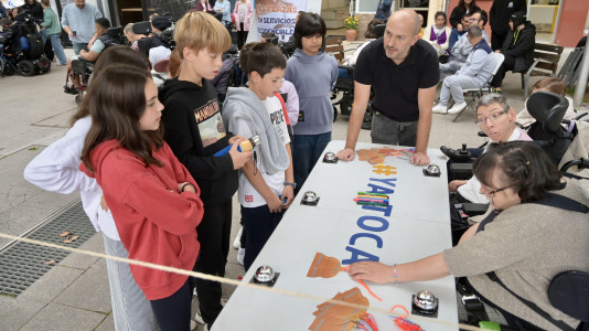 La campaña estatal bajo el lema “Ya toca” exige una respuesta firme del Estado para las personas con grandes necesidades de apoyo