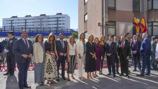 La celebración institucional incluyó la imposición de cruces de las órdenes del Mérito Militar y del Mérito de la Guardia Civil tanto a miembros del cuerpo como a personal ajeno