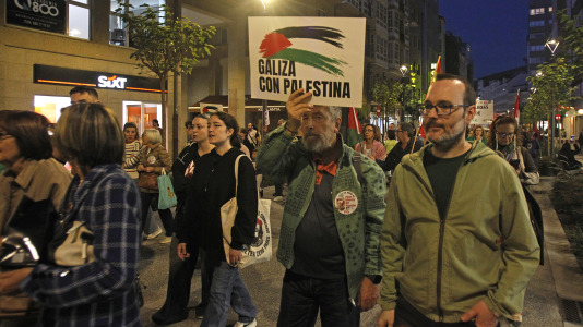 Concentración a favor de Palestina en A Coruña (2)
