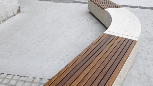 La ronda peatonal presenta su decoración