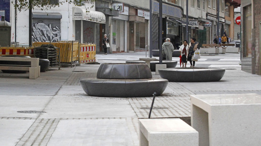 La ronda peatonal presenta su decoración