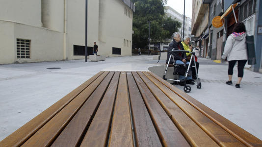 La ronda peatonal presenta su decoración