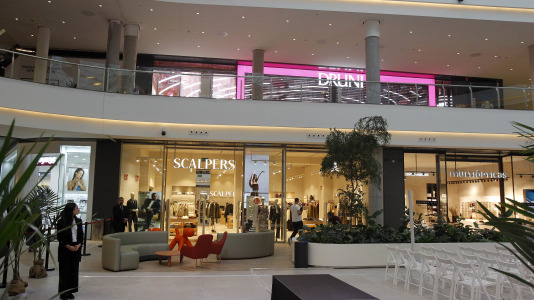 Este jueves por la tarde se ha inaugurado la nueva reforma en el centro comercial coruñés