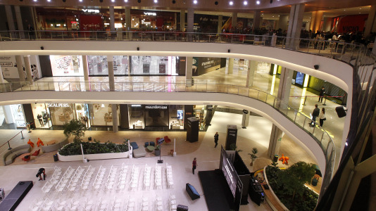 Este jueves por la tarde se ha inaugurado la nueva reforma en el centro comercial coruñés