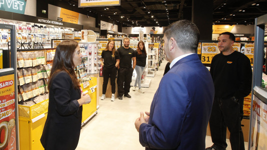 Este jueves por la tarde se ha inaugurado la nueva reforma en el centro comercial coruñés