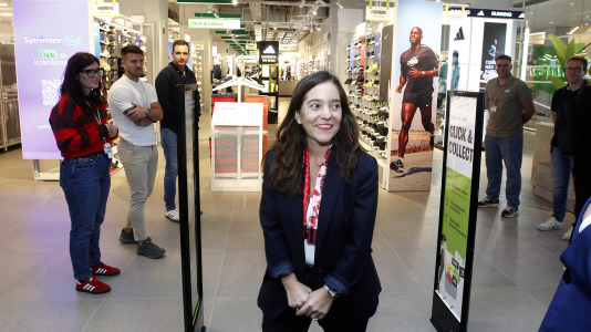 Este jueves por la tarde se ha inaugurado la nueva reforma en el centro comercial coruñés