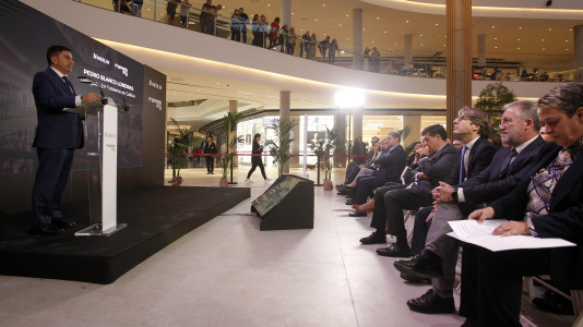 Este jueves por la tarde se ha inaugurado la nueva reforma en el centro comercial coruñés
