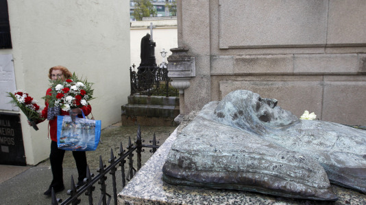 Tumba de Pérez Lugín