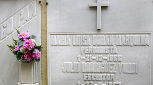 Nicho de María Luisa Durán Marquina y Julio Rodríguez Yordi